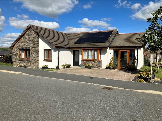 Bungalow for sale in Templeton, Wales