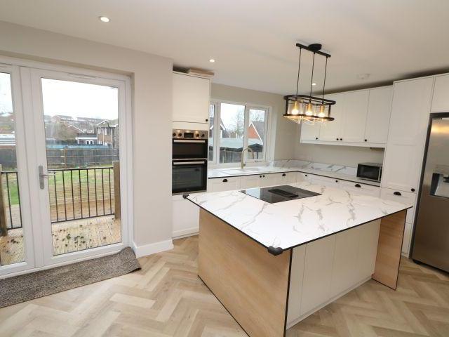 Bungalow for sale in Grove Park, Oad Street
