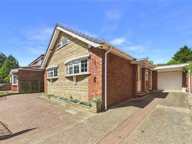 Bungalow for sale in Brambleside, Kettering