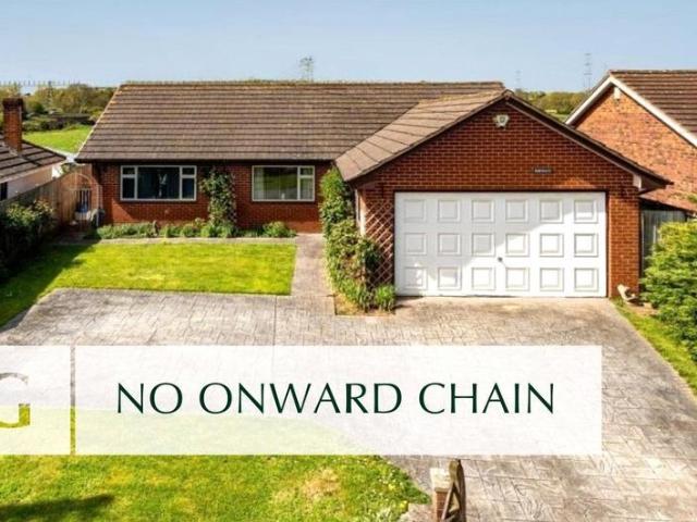 Bungalow for sale in Budlake, Devon