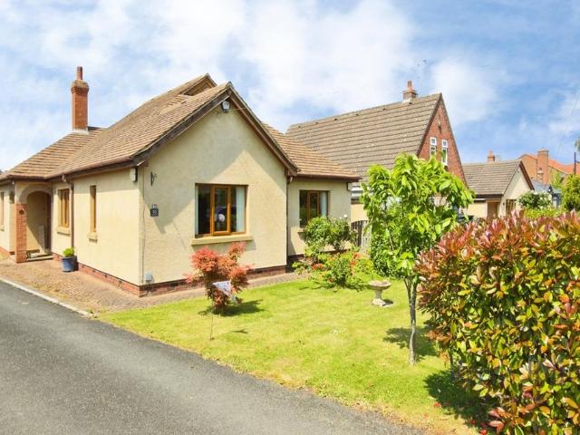 Bungalow for sale in Gowdall, East Riding Of Yorkshire