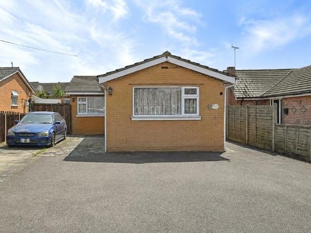 Bungalow for sale in Bay View, Swale