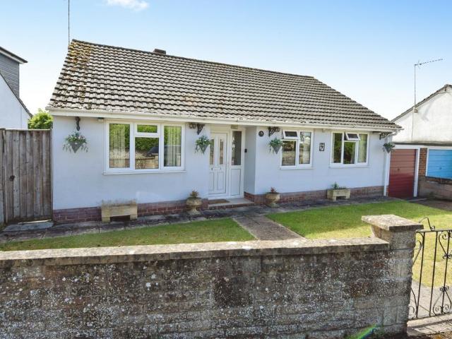 Bungalow for sale in Amesbury