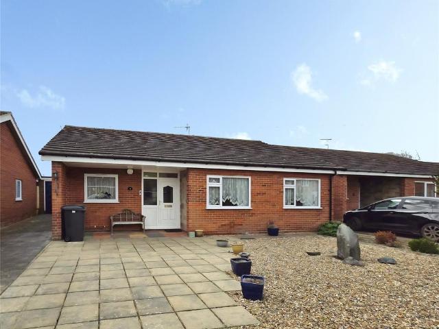 Bungalow for sale in Lynch Green, Burgh St Peter