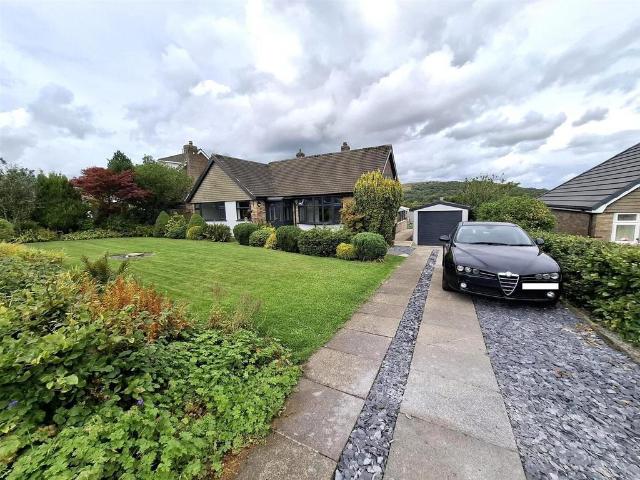 Bungalow for sale in Charlesworth, East Midlands