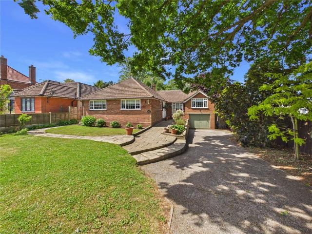Bungalow for sale in The Dales, Key Street