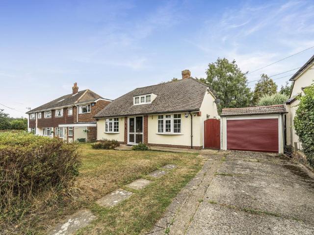 Bungalow for sale in The Butts, Kent