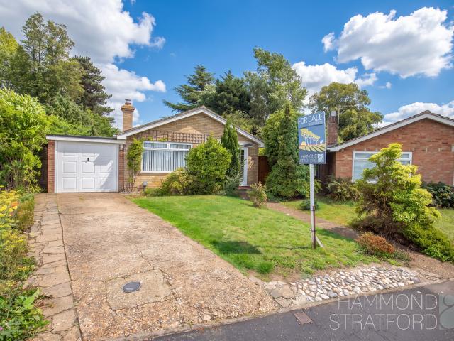 Bungalow for sale in Westfield View, Norwich