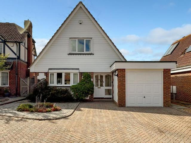 Bungalow for sale in Rustington, Clapham