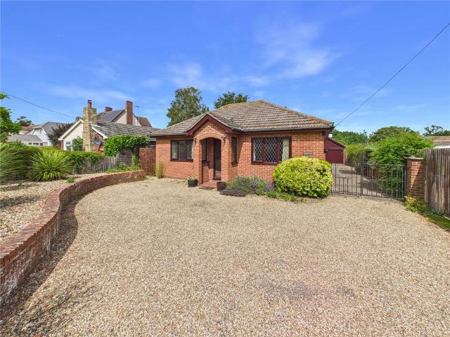 Bungalow for sale in Fordham Heath, Essex