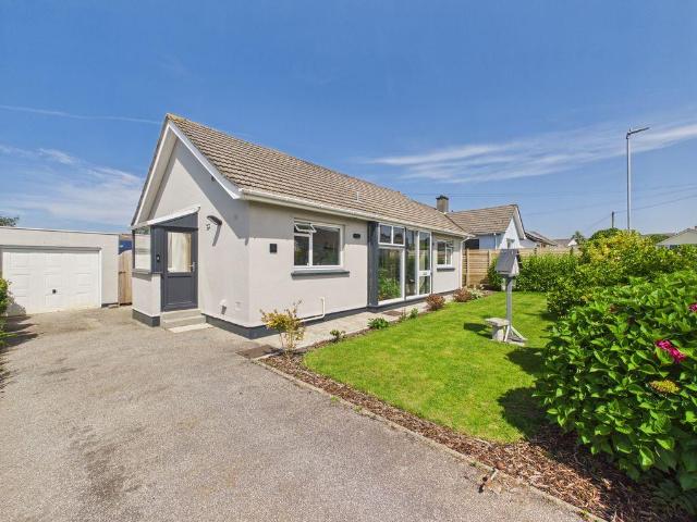 Bungalow for sale in Penponds, Roseworthy