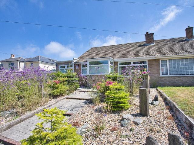 Bungalow for sale in Ash, Kent
