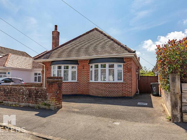 Bungalow for sale in Throop, Isle Of Man