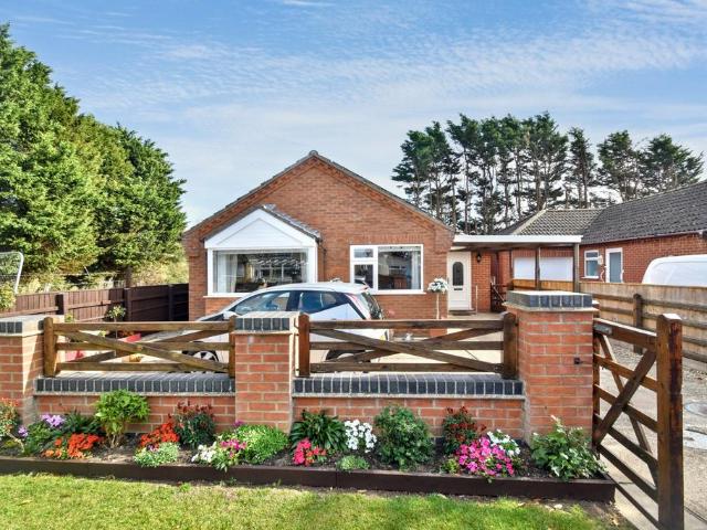 Bungalow for sale in Chapel St Leonards, East Lindsey