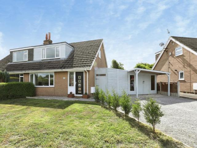 Bungalow for sale in Shavington cum Gresty, Shavington