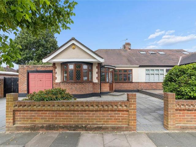 Bungalow for sale in Corbets Tey, Greater London