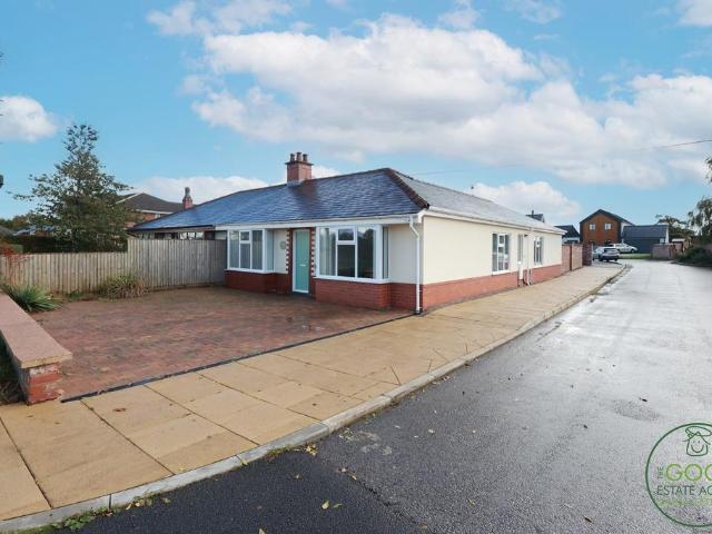 Bungalow for sale in Woodplumpton, Preston