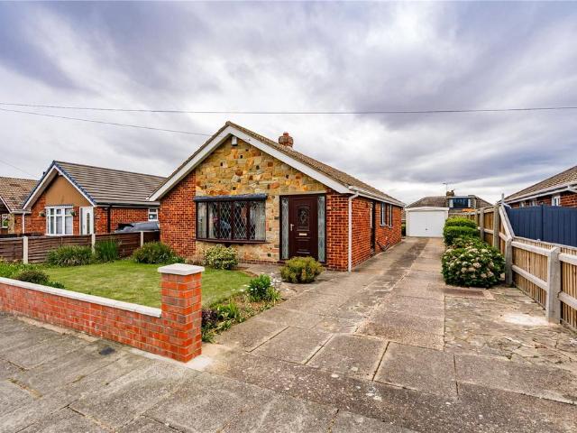 Bungalow for sale in Weelsby, Cleethorpes