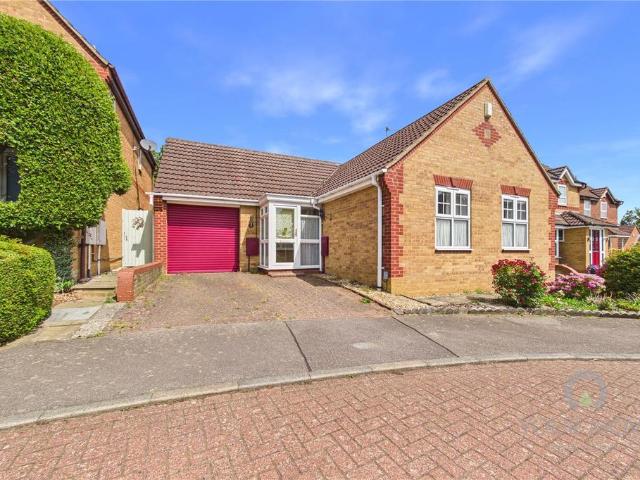 Bungalow for sale in Northampton, Northamptonshire