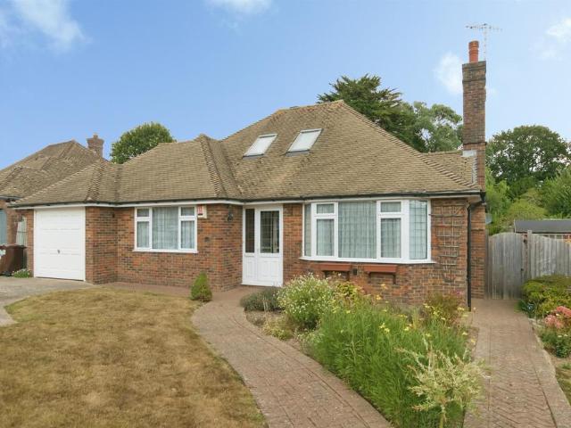 Bungalow for sale in Little Common, Heathlands