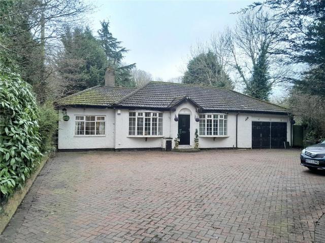 Bungalow for sale in Gun Hill, Warwickshire