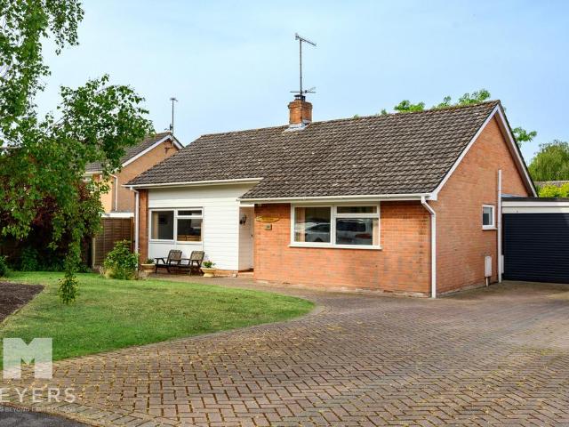 Bungalow for sale in Poulner, Ashurst Bridge