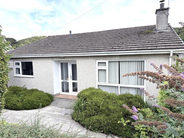 Bungalow for sale in Llanfair-Mathafarn-Eithaf, Benllech