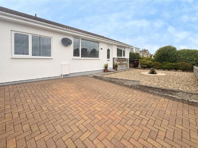 Bungalow for sale in Carharrack, Cornwall