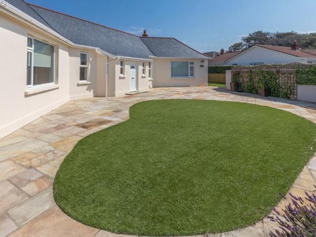 Bungalow for sale in Vale