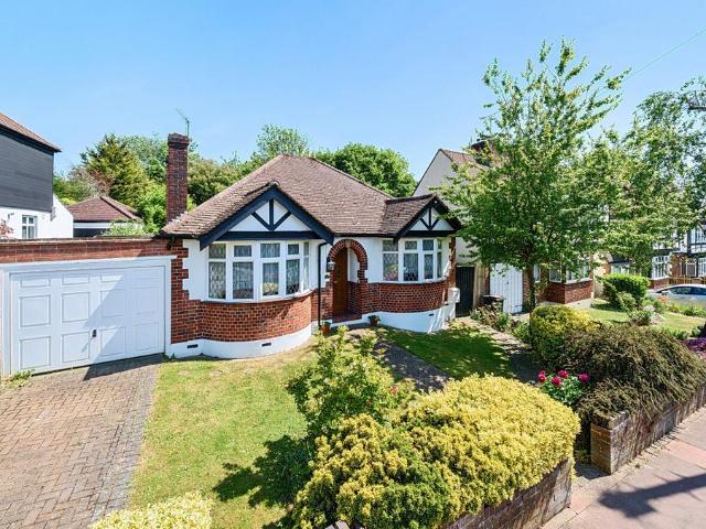 Bungalow for sale in Petts Wood, Greater London