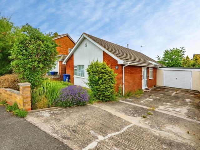 Bungalow for sale in Beamhurst, Staffordshire