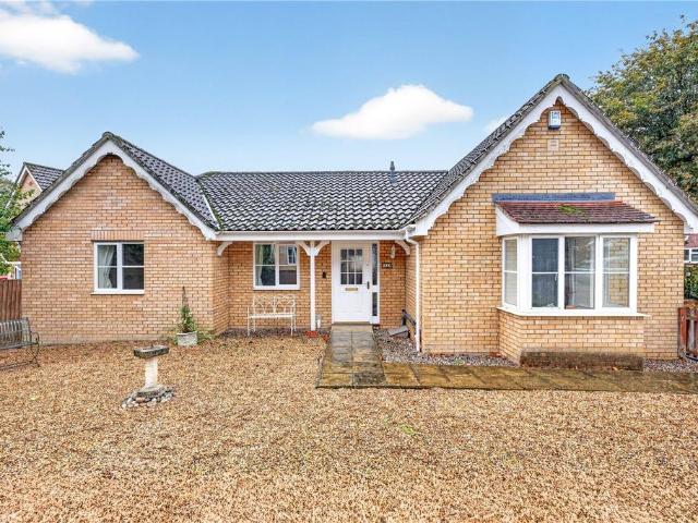 Bungalow for sale in Wymondham, South Norfolk