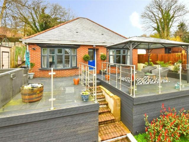 Bungalow for sale in Pontardawe, Trebanos