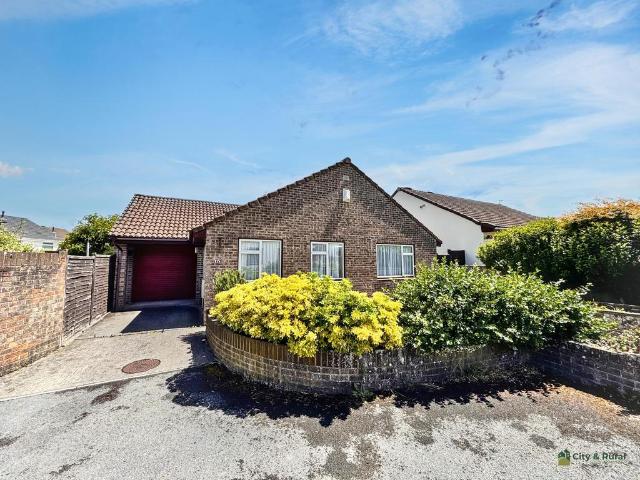 Bungalow for sale in Keynsham, Bath And North East Somerset