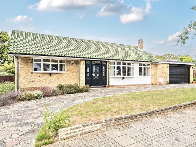 Bungalow for sale in Locksbottom, Greater London