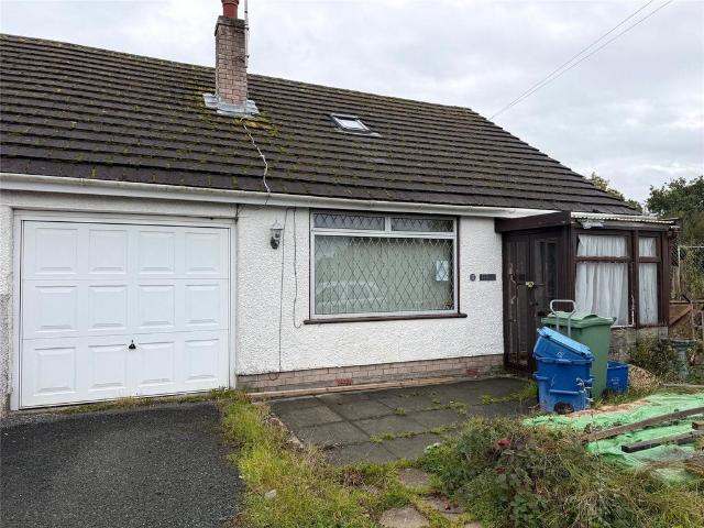 Bungalow for sale in Tŷ'n-y-lôn, Penrhos Garnedd