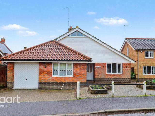 Bungalow for sale in Bixley, Eastbridge