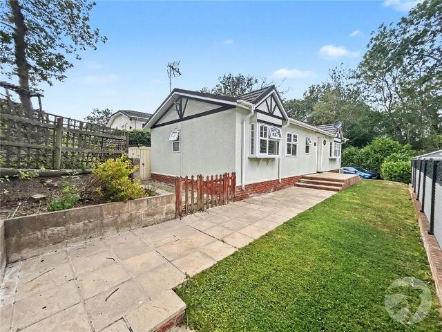 Bungalow for sale in Joydens Wood, Monks Orchard