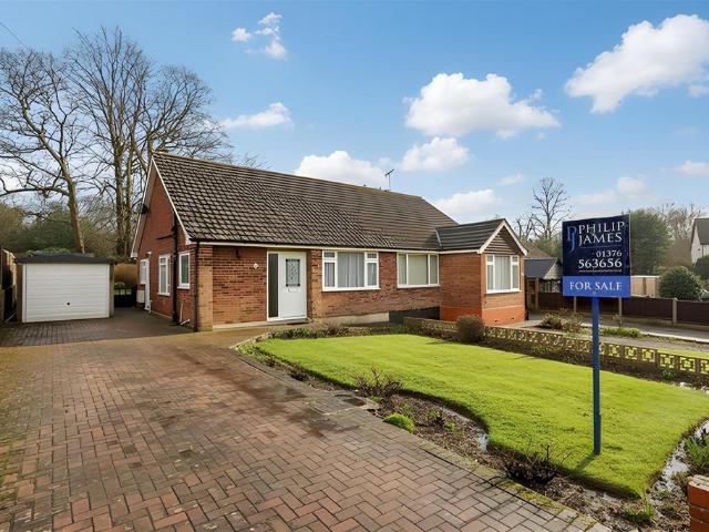 Bungalow for sale in Coggeshall, Chipping Hill