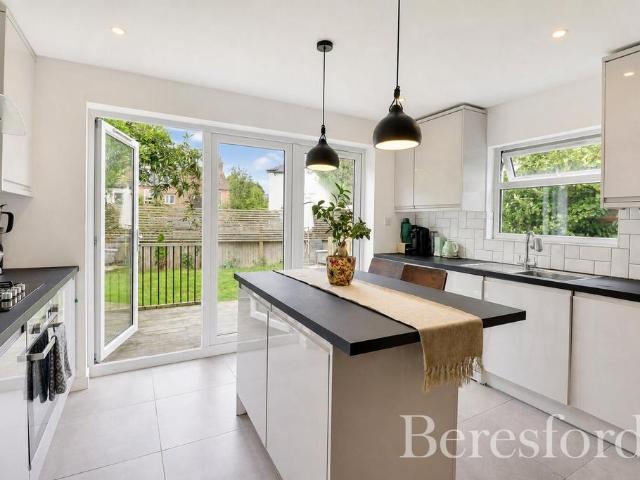 Bungalow for sale in Warley, Brentwood