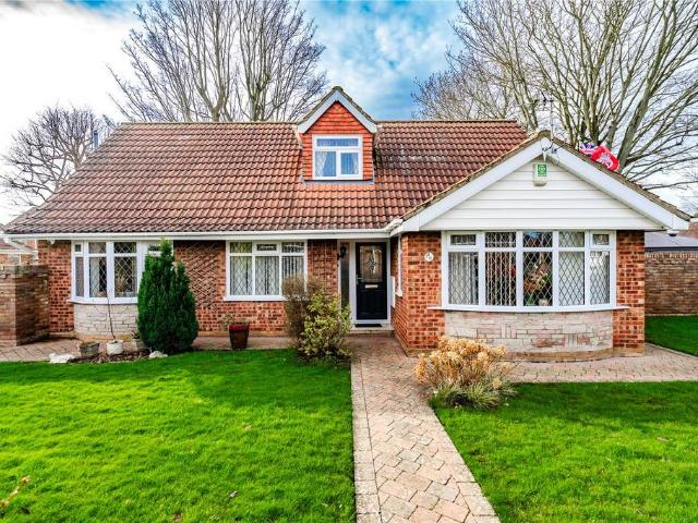 Bungalow for sale in Holton le Clay, Belleau