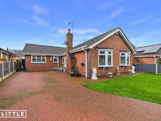 Bungalow for sale in Abbotsfield, St Helens