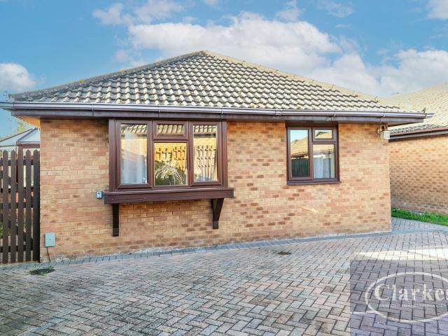 Bungalow for sale in Talbot Village, Bournemouth