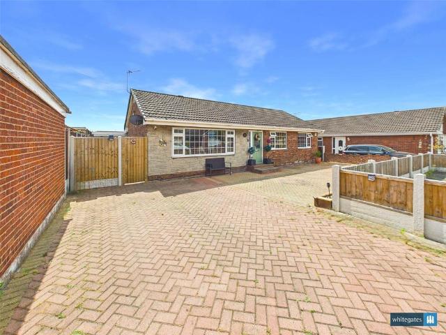 Bungalow for sale in Alverley, South Yorkshire