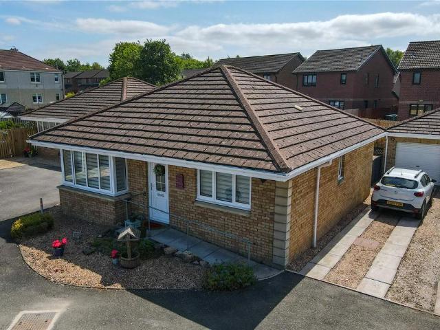 Bungalow for sale in Cambusnethan, Newmains
