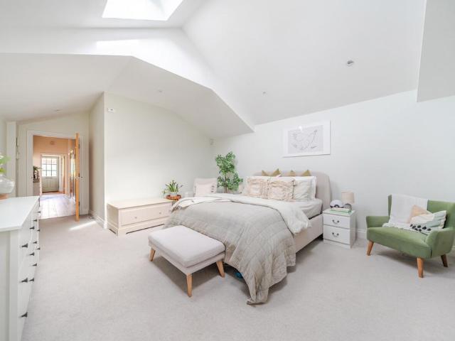 Bungalow for sale in London Borough of Merton, Greater London