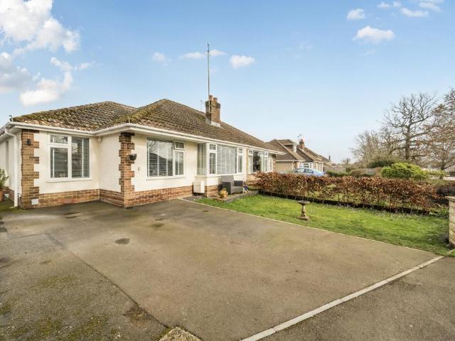 Bungalow for sale in Rodbourne, Swindon
