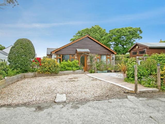 Bungalow for sale in Mawnan, Maenporth