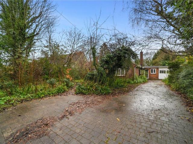 Bungalow for sale in Sawbridgeworth, Colliers End