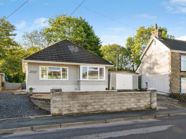 Bungalow for sale in Pontarddulais
